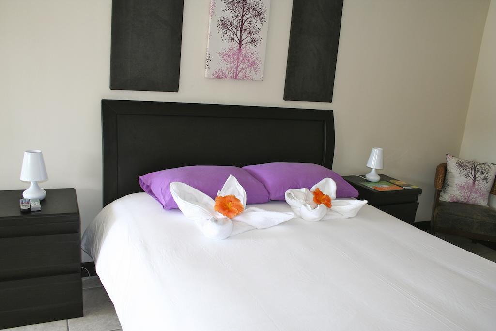 Tuanis Aparthotel Jacó Buitenkant foto