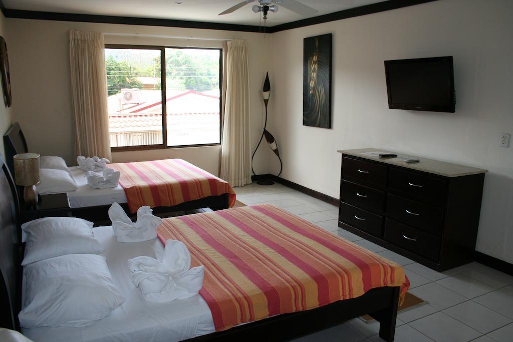 Tuanis Aparthotel Jacó Kamer foto